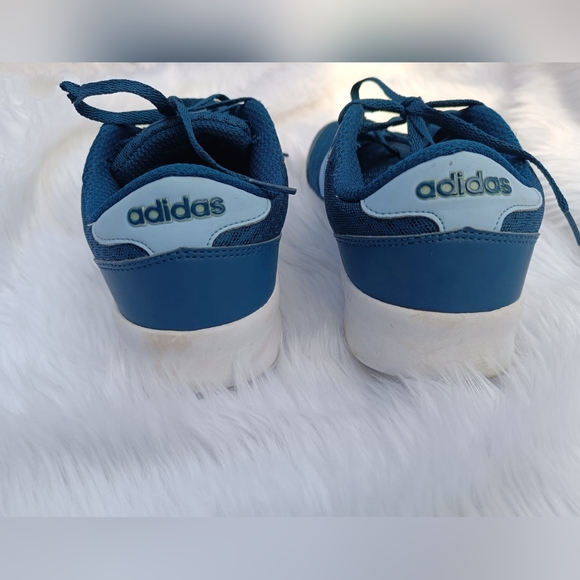 Adidas running shoes - Picture 5 of 8